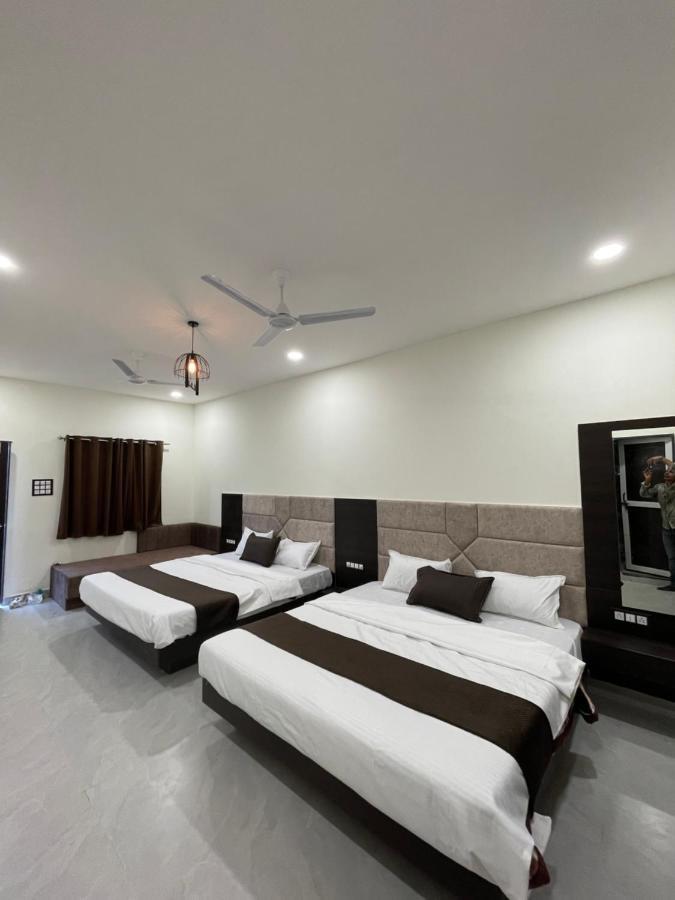 Tekri Farms And Retreat Hotel Ujjain Luaran gambar